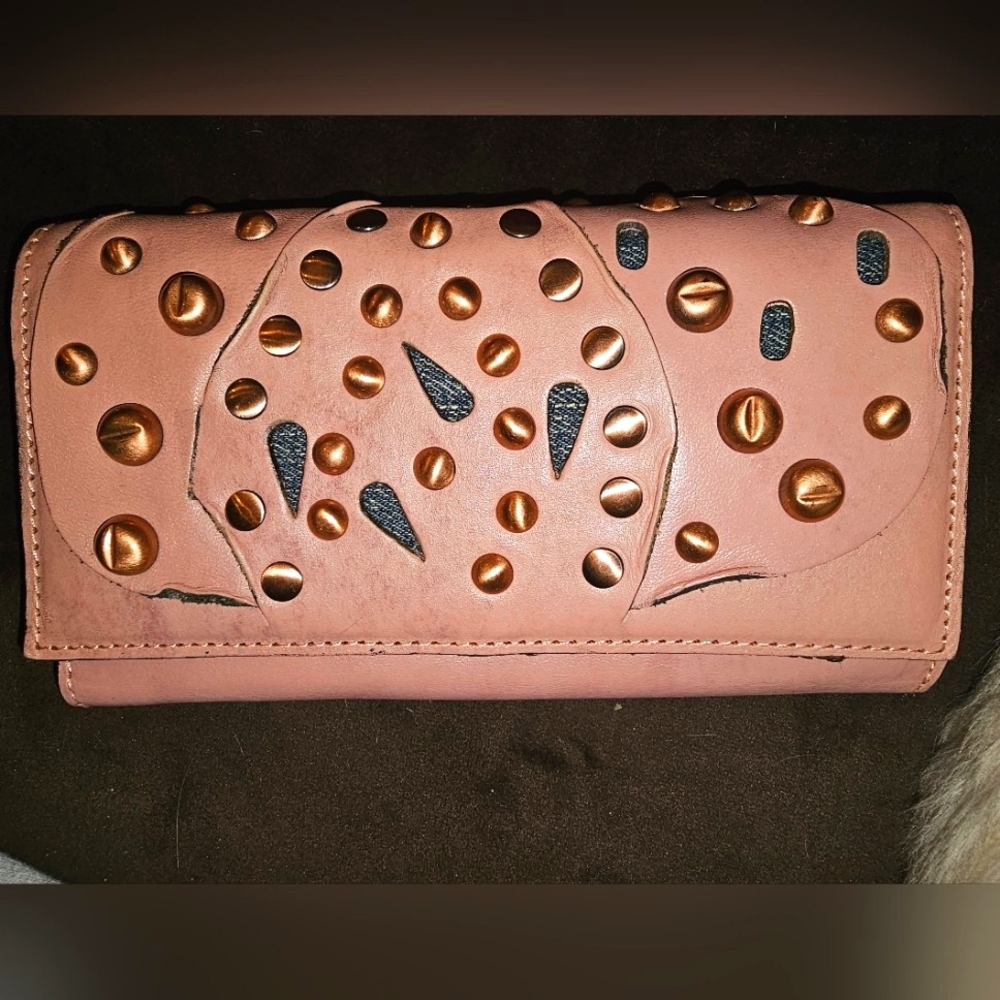 Patricia Nash Terresa Wallet Studded Link wallet... NWOT